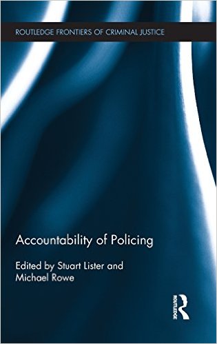 Accountability in policing 책표지