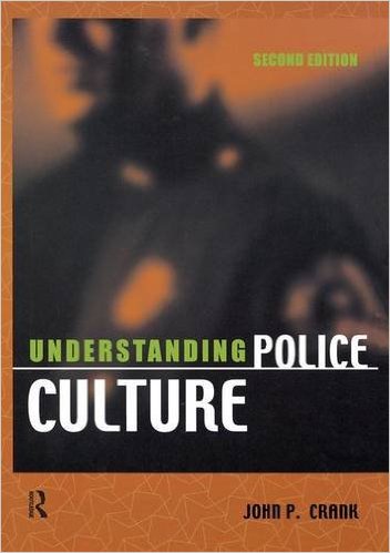 Understanding police culture 책표지