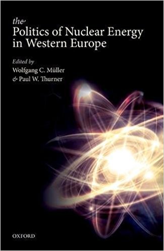 (The) politics of nuclear energy in western Europe 책표지