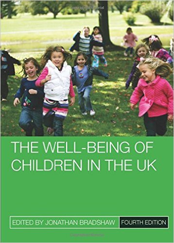 (The) well-being of children in the UK 책표지