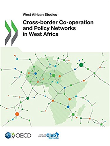 Cross-border co-operation and policy networks in West Africa 책표지