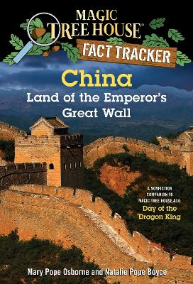 China : land of the emperor's Great Wall 책표지